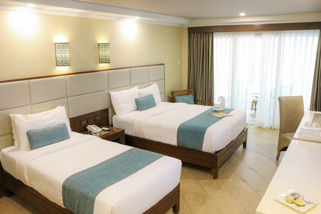 MIH-Deluxe-Room- (1)